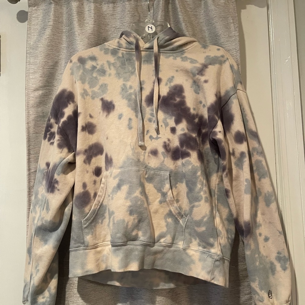 Lightly used multi-color sweater.